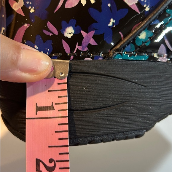 Dansko XP 2.0 Clogs - Picture 14 of 15